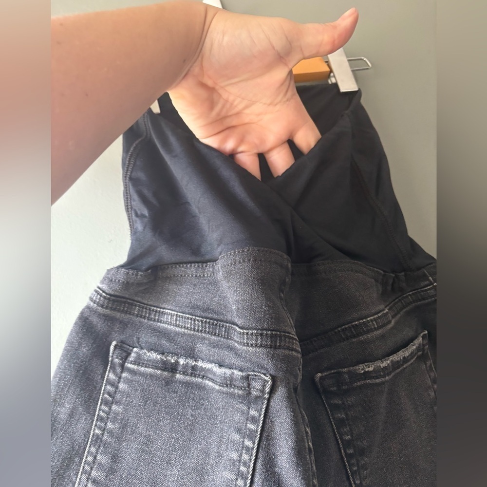 Isabel, midi short size 2, tummy control black maternity shorts. - Picture 5 of 7